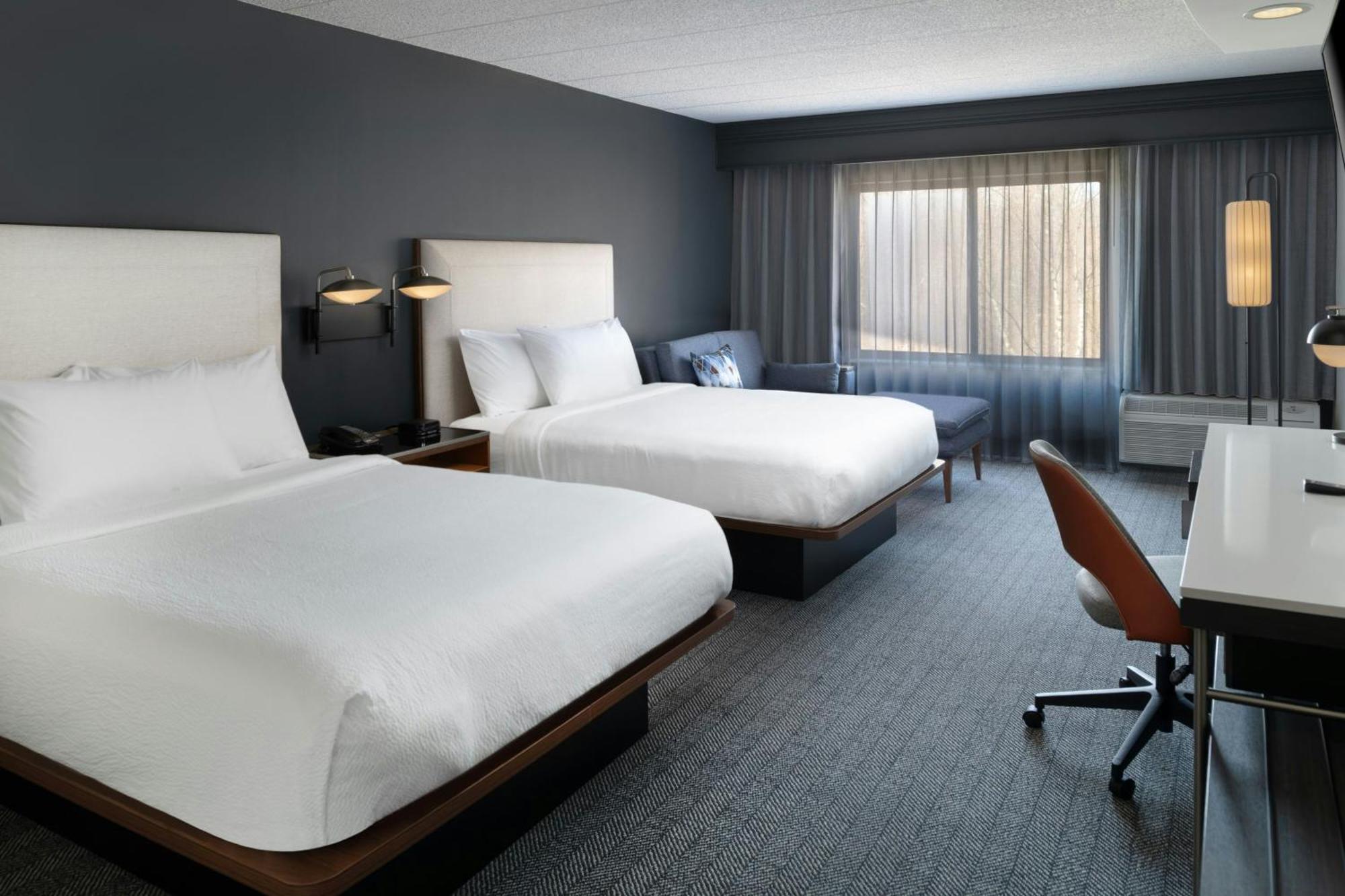 Готель Courtyard By Marriott Providence Лінкольн Екстер'єр фото