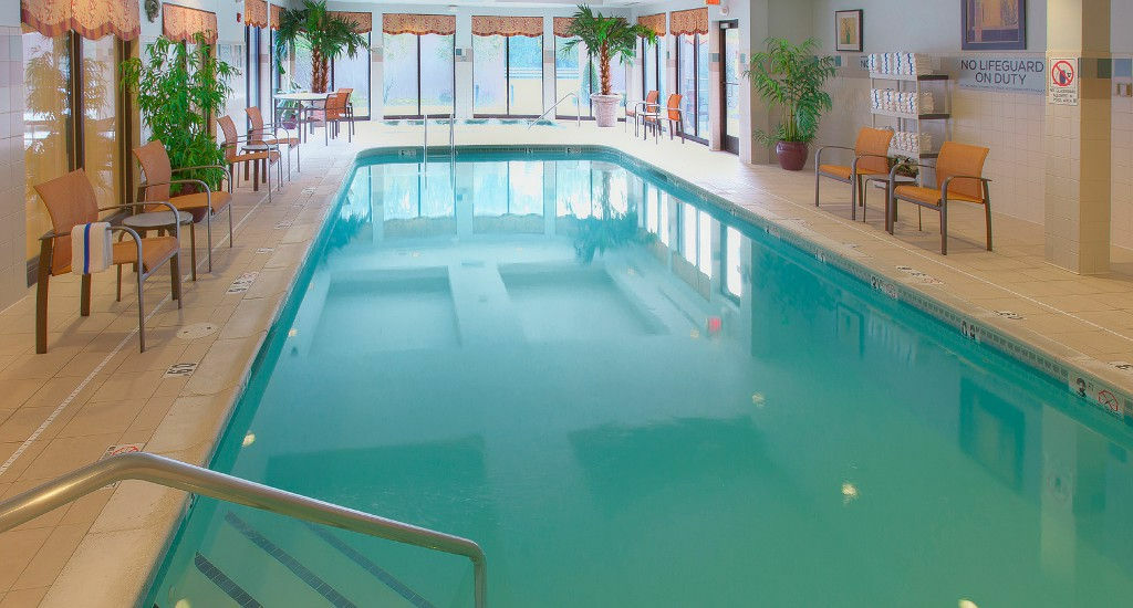Готель Courtyard By Marriott Providence Лінкольн Екстер'єр фото